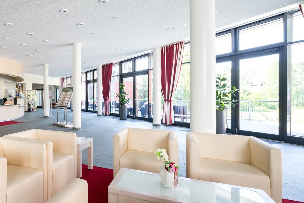 Bildungszentrum Erkner Buitenkant foto