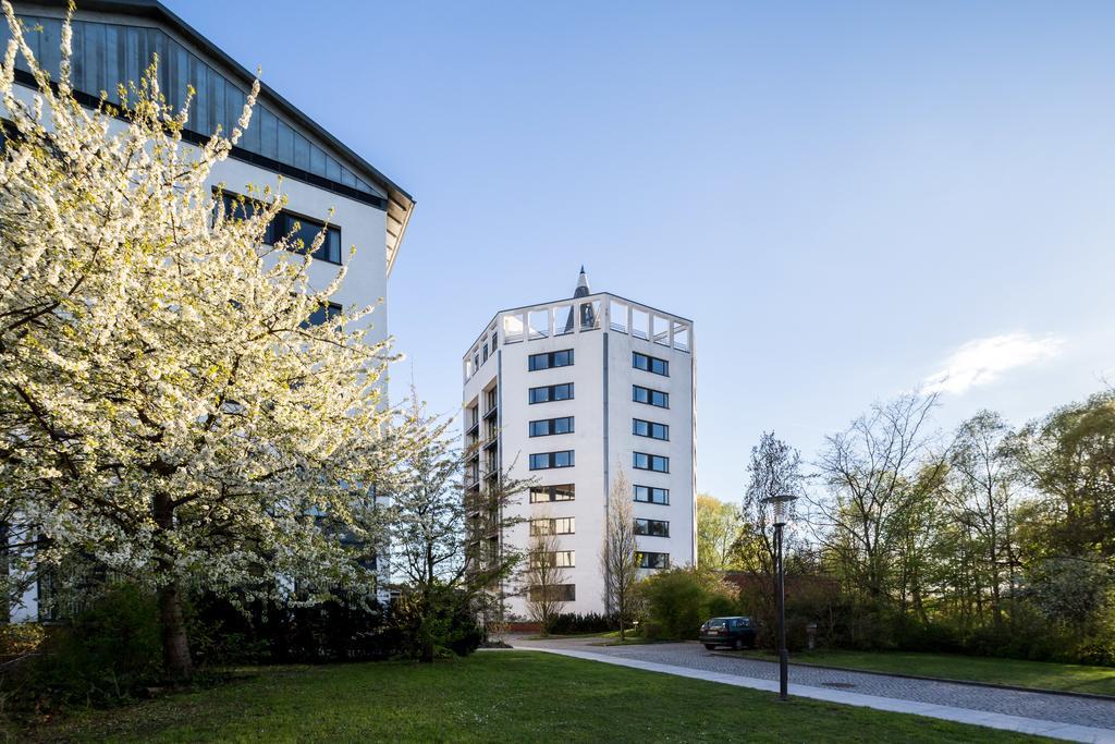 Bildungszentrum Erkner Buitenkant foto