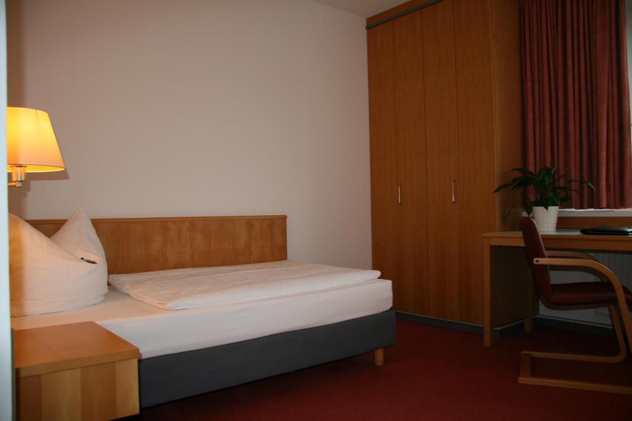 Bildungszentrum Erkner Buitenkant foto